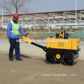 Diesel FURD Manual Vibrating Roller Compactors with Steering (FYL-800C)